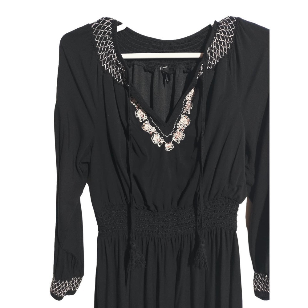 Torrid black long sleeve dress with low v neck and string tie woman size 1X (1) - Picture 4 of 9